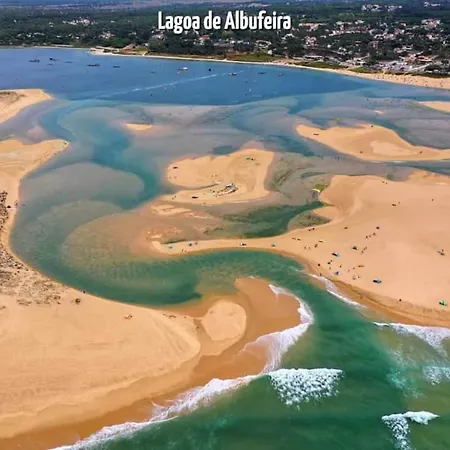 Dom wakacyjny Moradia Da Palmeira Com Piscina